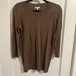 Gap 3/4 sleeve sweater with button detail, M, brown